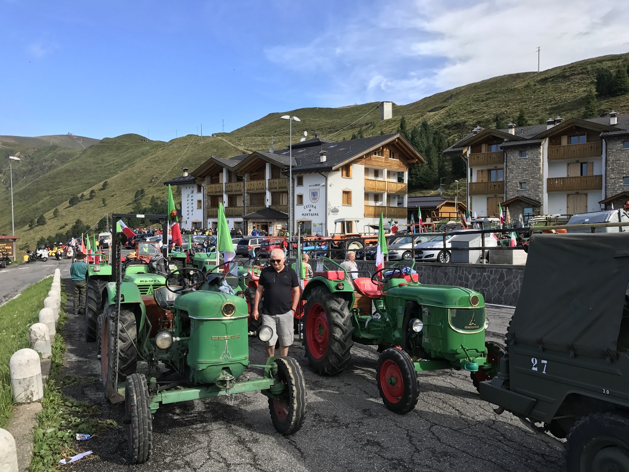 Prima tappa/Erste Etappe: Rifugio Bonardi (1727 mt)